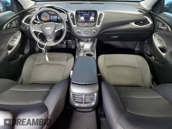 2024 Chevrolet Malibu LT with VIN 1G1ZD5ST9RF209076, listed as a Copart auction lot 89795335 with 31,825 mi miles and Salvage title. Bid and sale history available at DreamBid. Image 8.