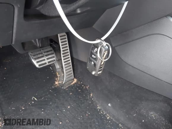 ✅ 2011 Volkswagen Jetta SE • VIN: 3VWDZ7AJ9BM360601 • Lot: 42090435. Listed on IAAI with 92,974 mi. Free auction sales archive from the USA and detailed vehicle history report at DreamBid. Image 11.