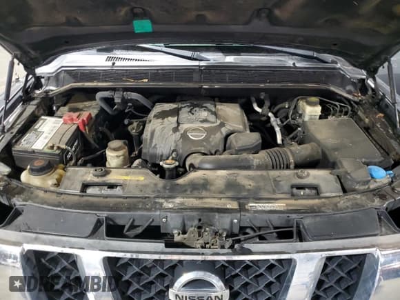 ✅ 2015 Nissan Titan SV • VIN: 1N6BA0CAXFN512903 • Lot: 82083195. Listed on Copart with 141,845 mi. Free auction sales archive from the USA and detailed vehicle history report at DreamBid. Image 11.