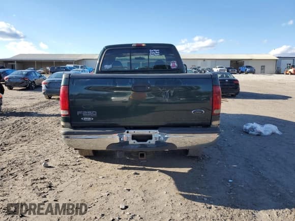 ✅ 2001 Ford F-250 XL • VIN: 1FTNX21F71EA16698 • Лот: 91000535. Опубликован ранее на Copart с пробегом 394 538 миль. Бесплатный доступ к архиву аукционных продаж из США и подробный отчёт об истории автомобиля на DreamBid. Изображение 6.