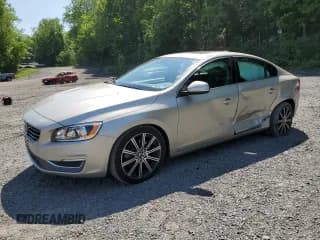 ✅ 2018 Volvo S60 Inscription • VIN: LYV402TKXJB160868 • Lot: 59572485. Wystawiony na Copart z przebiegiem 55 334 mil. Bezpłatny archiwum sprzedaży aukcyjnych z USA i szczegółowy raport historii pojazdu na DreamBid. Zdjęcie 1.
