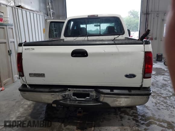 ✅ 2006 Ford F-250 XL • VIN: 1FTSW21566ED74556 • Лот: 42366746. Опубликован ранее на IAAI с пробегом 166 778 миль. Бесплатный доступ к архиву аукционных продаж из США и подробный отчёт об истории автомобиля на DreamBid. Изображение 16.