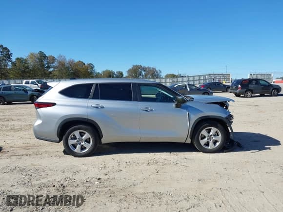 ✅ 2023 Toyota Highlander XLE • VIN: 5TDKDRAHXPS501958 • Лот: 43512678. Опубликован ранее на IAAI с пробегом 41 232 миль. Бесплатный доступ к архиву аукционных продаж из США и подробный отчёт об истории автомобиля на DreamBid. Изображение 14.