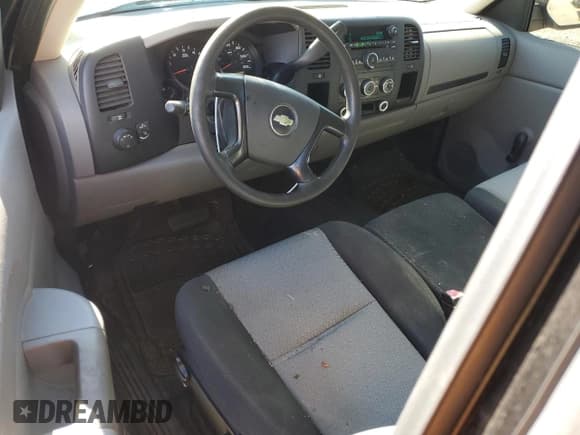 ✅ 2008 Chevrolet Silverado 1500 Work Truck • VIN: 1GCEC14X38Z185498 • Lot: 75080634. Listed on Copart with 178,072 mi. Free auction sales archive from the USA and detailed vehicle history report at DreamBid. Image 8.