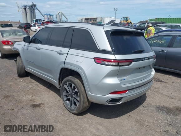 ✅ 2023 Jeep Grand Cherokee Overland • VIN: 1C4RJYD64PC595705 • Lot: 42743737. Listed on IAAI with 31,028 mi. Free auction sales archive from the USA and detailed vehicle history report at DreamBid. Image 3.