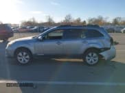 ✅ 2010 Subaru Outback Limited Power Moon • VIN: 4S4BRCKC7A3341107 • Lot: 43695644. Wystawiony na IAAI z przebiegiem 131 389 mil. Bezpłatny archiwum sprzedaży aukcyjnych z USA i szczegółowy raport historii pojazdu na DreamBid. Zdjęcie 14.