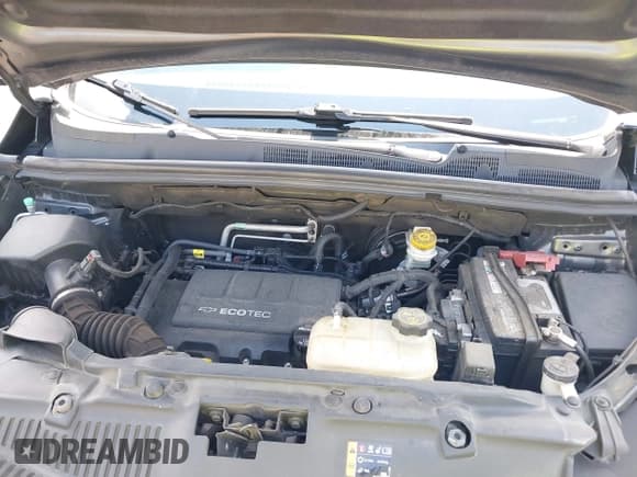 ✅ 2020 Chevrolet Trax LS • VIN: 3GNCJKSB1LL129013 • Lot: 42991541. Wystawiony na IAAI z przebiegiem 132 411 mil. Bezpłatny archiwum sprzedaży aukcyjnych z USA i szczegółowy raport historii pojazdu na DreamBid. Zdjęcie 10.