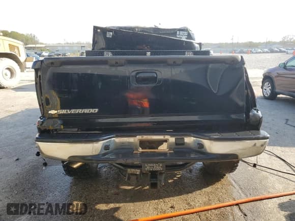 ✅ 2006 Chevrolet Silverado 1500 LT2 • VIN: 1GCEK19B66Z194709 • Лот: 50185675. Опубликован ранее на Copart с пробегом Не указан. Бесплатный доступ к архиву аукционных продаж из США и подробный отчёт об истории автомобиля на DreamBid. Изображение 6.