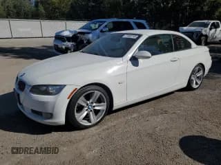 ✅ 2008 BMW 3 Series 335i • VIN: WBAWL73588P178854 • Лот: 71952745. Опубликован ранее на Copart с пробегом 186 195 миль. Бесплатный доступ к архиву аукционных продаж из США и подробный отчёт об истории автомобиля на DreamBid. Изображение 1.
