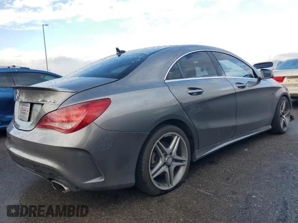 ✅ 2015 Mercedes-Benz CLA 250 • VIN: WDDSJ4EB2FN201407 • Lot: 93405885. Wystawiony na Copart z przebiegiem 127 823 mil. Bezpłatny archiwum sprzedaży aukcyjnych z USA i szczegółowy raport historii pojazdu na DreamBid. Zdjęcie 3.