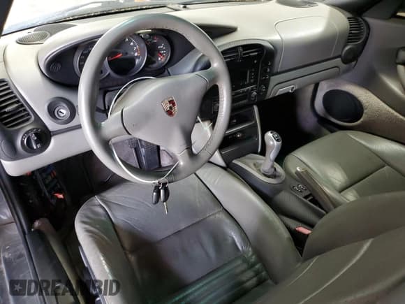 ✅ 2003 Porsche Boxster • VIN: WP0CA29863U624834 • Лот: 59116125. Опубликован ранее на Copart с пробегом Не указан. Бесплатный доступ к архиву аукционных продаж из США и подробный отчёт об истории автомобиля на DreamBid. Изображение 8.