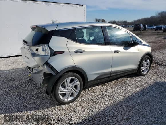 2023 Chevrolet Bolt EV 1LT с VIN 1G1FW6S02P4180215, выставлен на аукционе Copart как лот 80671943 с пробегом 823 миль миль и . История ставок и продаж доступна на DreamBid. Изображение 3.