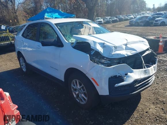 ✅ 2023 Chevrolet Equinox LS • VIN: 3GNAXHEG5PL268454 • Lot: 43696269. Wystawiony na IAAI z przebiegiem 19 753 mil. Bezpłatny archiwum sprzedaży aukcyjnych z USA i szczegółowy raport historii pojazdu na DreamBid. Zdjęcie 1.