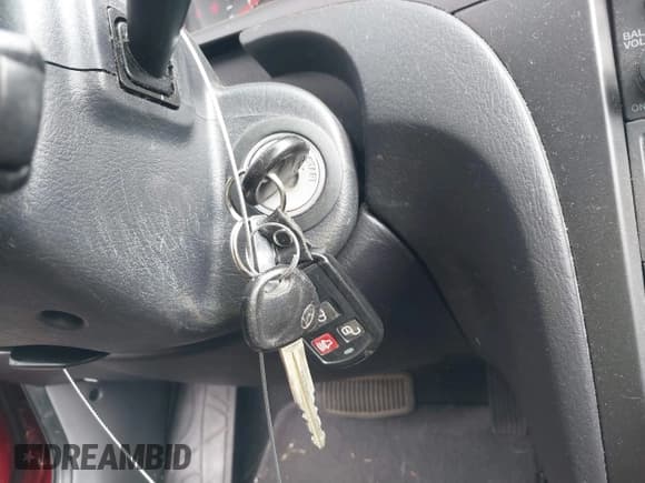 ✅ 2005 Hyundai Elantra GLS • VIN: KMHDN56D75U162679 • Lot: 41806869. Wystawiony na IAAI z przebiegiem 119 886 mil. Bezpłatny archiwum sprzedaży aukcyjnych z USA i szczegółowy raport historii pojazdu na DreamBid. Zdjęcie 11.