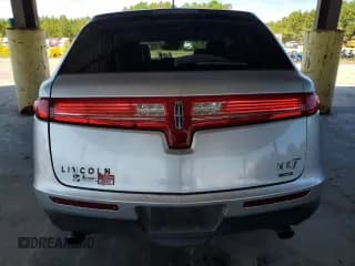 ✅ 2012 Lincoln MKT EcoBoost • VIN: 2LMHJ5AT0CBL53637 • Lot: 69957014. Wystawiony na Copart z przebiegiem 139 054 mil. Bezpłatny archiwum sprzedaży aukcyjnych z USA i szczegółowy raport historii pojazdu na DreamBid. Zdjęcie 6.