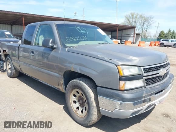 ✅ 2007 Chevrolet Silverado 1500 LS • VIN: 1GCEK19V57E187107 • Lot: 42096122. Listed on IAAI with Not provided. Free auction sales archive from the USA and detailed vehicle history report at DreamBid. Image 1.