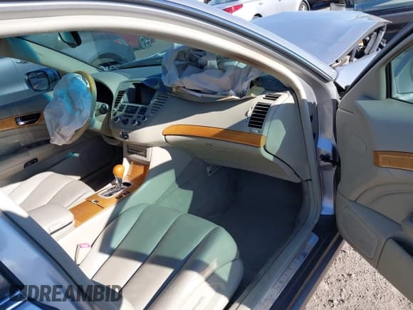 ✅ 2004 Infiniti Q45 • VIN: JNKBF01A94M500816 • Lot: 41698900. Wystawiony na IAAI z przebiegiem Nie podano. Bezpłatny archiwum sprzedaży aukcyjnych z USA i szczegółowy raport historii pojazdu na DreamBid. Zdjęcie 5.