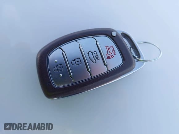 ✅ 2018 Hyundai Elantra Sport • VIN: KMHD04LB5JU555599 • Lot: 43523201. Listed on IAAI with 65,432 mi. Free auction sales archive from the USA and detailed vehicle history report at DreamBid. Image 11.