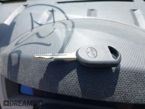 ✅ 2010 Mercury Mariner Premier • VIN: 4M2CN8H72AKJ00244 • Lot: 42502315. Listed on IAAI with 134,214 mi. Free auction sales archive from the USA and detailed vehicle history report at DreamBid. Image 11.