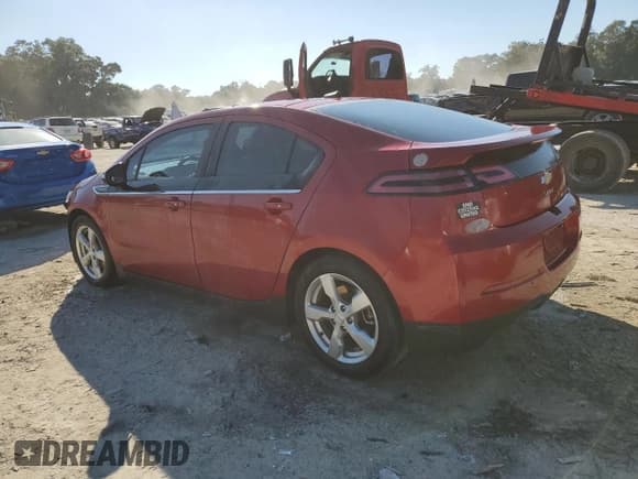 ✅ 2013 Chevrolet Volt • VIN: 1G1RB6E44DU104322 • Lot: 81666144. Wystawiony na Copart z przebiegiem 40 410 mil. Bezpłatny archiwum sprzedaży aukcyjnych z USA i szczegółowy raport historii pojazdu na DreamBid. Zdjęcie 2.