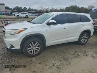 ✅ 2015 Toyota Highlander LE Plus • VIN: 5TDZKRFH0FS111365 • Лот: 95277335. Опубликован ранее на Copart с пробегом 186 688 миль. Бесплатный доступ к архиву аукционных продаж из США и подробный отчёт об истории автомобиля на DreamBid. Изображение 1.