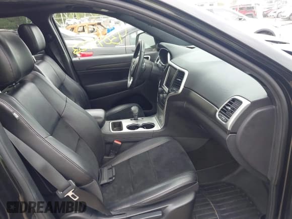 ✅ 2015 Jeep Grand Cherokee Laredo • VIN: 1C4RJFAG7FC918189 • Лот: 43047753. Опубликован ранее на IAAI с пробегом 99 612 миль. Бесплатный доступ к архиву аукционных продаж из США и подробный отчёт об истории автомобиля на DreamBid. Изображение 5.