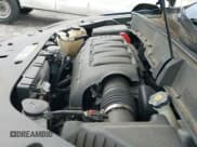 ✅ 2017 Chevrolet Traverse LT • VIN: 1GNKRGKD5HJ162145 • Lot: 43252658. Wystawiony na IAAI z przebiegiem 99 411 mil. Bezpłatny archiwum sprzedaży aukcyjnych z USA i szczegółowy raport historii pojazdu na DreamBid. Zdjęcie 19.