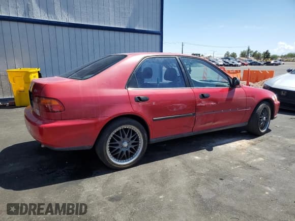 ✅ 1995 Honda Civic DX • VIN: JHMEG8649SS045308 • Lot: 70637505. Listed on Copart with 228,291 mi. Free auction sales archive from the USA and detailed vehicle history report at DreamBid. Image 3.