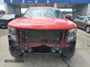 ✅ 2019 Chevrolet Silverado 1500 Custom • VIN: 3GCPYBEH8KG119611 • Lot: 66602515. Wystawiony na Copart z przebiegiem 122 488 mil. Bezpłatny archiwum sprzedaży aukcyjnych z USA i szczegółowy raport historii pojazdu na DreamBid. Zdjęcie 5.