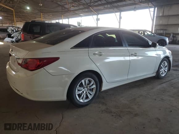 ✅ 2012 Hyundai Sonata GLS • VIN: 5NPEB4AC0CH381551 • Lot: 73535174. Listed on Copart with 194,632 mi. Free auction sales archive from the USA and detailed vehicle history report at DreamBid. Image 3.