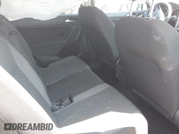 ✅ 2020 Volkswagen Tiguan S • VIN: 3VV1B7AX8LM054877 • Лот: 43147566. Опубликован ранее на IAAI с пробегом 118 030 миль. Бесплатный доступ к архиву аукционных продаж из США и подробный отчёт об истории автомобиля на DreamBid. Изображение 8.