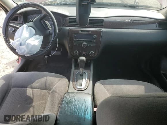 ✅ 2014 Chevrolet Impala LT • VIN: 2G1WB5E38E1125319 • Лот: 70213414. Опубликован ранее на Copart с пробегом 202 305 миль. Бесплатный доступ к архиву аукционных продаж из США и подробный отчёт об истории автомобиля на DreamBid. Изображение 8.