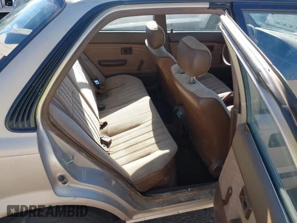 ✅ 1991 Toyota Corolla • VIN: 1NXAE94A7MZ231355 • Лот: 43000579. Опубликован ранее на IAAI с пробегом 119 926 миль. Бесплатный доступ к архиву аукционных продаж из США и подробный отчёт об истории автомобиля на DreamBid. Изображение 8.