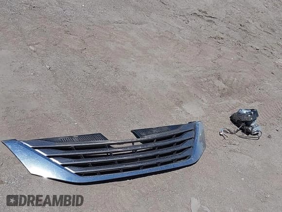 ✅ 2006 Mercedes-Benz CLS 500 • VIN: WDDDJ75X06A037541 • Лот: 42252829. Опубликован ранее на IAAI с пробегом 151 295 миль. Бесплатный доступ к архиву аукционных продаж из США и подробный отчёт об истории автомобиля на DreamBid. Изображение 12.