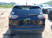 ✅ 2019 Jeep Cherokee Latitude • VIN: 1C4PJMCB8KD139241 • Лот: 42557357. Опубликован ранее на IAAI с пробегом 76 642 миль. Бесплатный доступ к архиву аукционных продаж из США и подробный отчёт об истории автомобиля на DreamBid. Изображение 16.