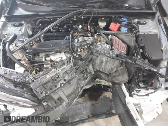 ✅ 2022 Honda Civic Si • VIN: 2HGFE1E56NH472973 • Лот: 42898676. Опубликован ранее на IAAI с пробегом 24 987 миль. Бесплатный доступ к архиву аукционных продаж из США и подробный отчёт об истории автомобиля на DreamBid. Изображение 10.