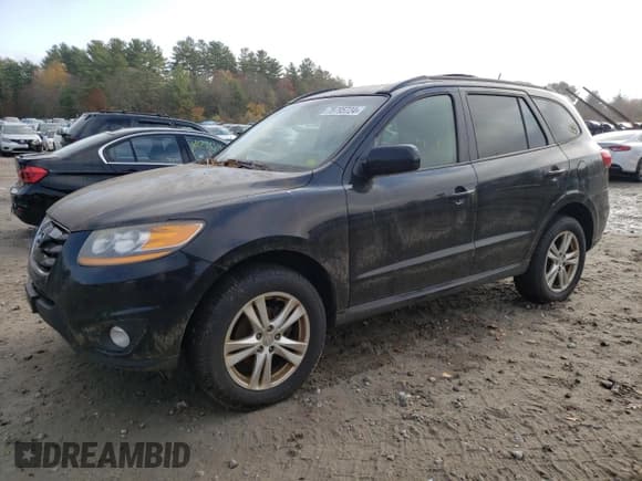 ✅ 2011 Hyundai Santa Fe SE • VIN: 5XYZHDAG5BG075485 • Lot: 78795724. Listed on Copart with 208,862 mi. Free auction sales archive from the USA and detailed vehicle history report at DreamBid. Image 1.