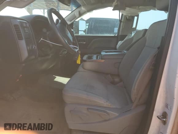 ✅ 2015 Chevrolet Silverado 2500HD Work Truck • VIN: 1GB2CUEG4FZ530428 • Lot: 51763695. Wystawiony na Copart z przebiegiem 159 359 mil. Bezpłatny archiwum sprzedaży aukcyjnych z USA i szczegółowy raport historii pojazdu na DreamBid. Zdjęcie 7.