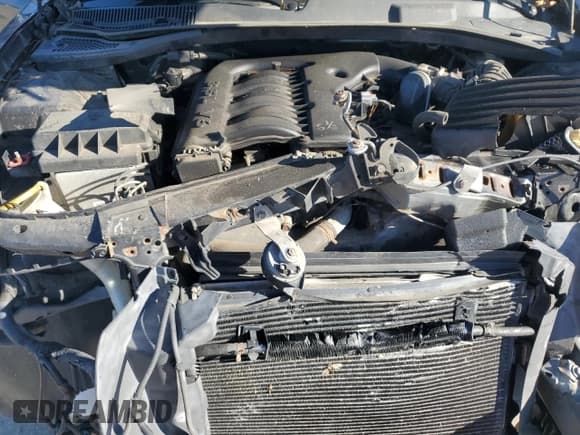 ✅ 2005 Chrysler 300 Touring • VIN: 2C3JA53G05H189439 • Лот: 86788755. Опубликован ранее на Copart с пробегом 162 132 миль. Бесплатный доступ к архиву аукционных продаж из США и подробный отчёт об истории автомобиля на DreamBid. Изображение 11.