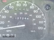 ✅ 1998 Ford Explorer XL • VIN: 1FMZU32E8WZB29609 • Lot: 41693354. Wystawiony na IAAI z przebiegiem 127 244 mil. Bezpłatny archiwum sprzedaży aukcyjnych z USA i szczegółowy raport historii pojazdu na DreamBid. Zdjęcie 7.