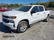 ✅ 2020 Chevrolet Silverado 1500 Custom • VIN: 1GCPYBEH4LZ110096 • Lot: 43433553. Wystawiony na IAAI z przebiegiem 129 363 mil. Bezpłatny archiwum sprzedaży aukcyjnych z USA i szczegółowy raport historii pojazdu na DreamBid. Zdjęcie 17.