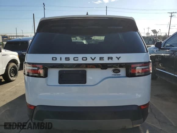 ✅ 2017 Land Rover Discovery HSE • VIN: SALRRBBV3HA036796 • Lot: 86125515. Wystawiony na Copart z przebiegiem 73 363 mil. Bezpłatny archiwum sprzedaży aukcyjnych z USA i szczegółowy raport historii pojazdu na DreamBid. Zdjęcie 6.
