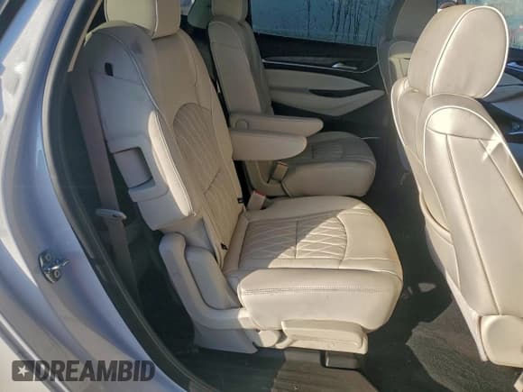 ✅ 2022 Buick Enclave Avenir • VIN: 5GAEVCKW4NJ166969 • Лот: 93935915. Опубликован ранее на Copart с пробегом 47 298 миль. Бесплатный доступ к архиву аукционных продаж из США и подробный отчёт об истории автомобиля на DreamBid. Изображение 10.