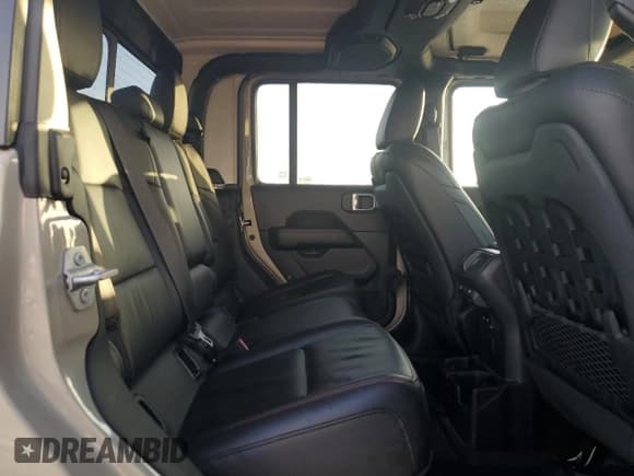 ✅ 2022 Jeep Gladiator Rubicon • VIN: 1C6JJTBG3NL174980 • Lot: 85774884. Listed on Copart with Not provided. Free auction sales archive from the USA and detailed vehicle history report at DreamBid. Image 10.