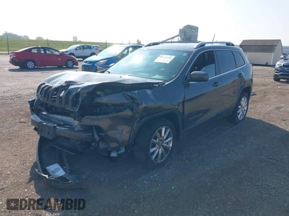 ✅ 2017 Jeep Cherokee Limited • VIN: 1C4PJLDB5HW516453 • Lot: 43151156. Wystawiony na IAAI z przebiegiem 96 720 mil. Bezpłatny archiwum sprzedaży aukcyjnych z USA i szczegółowy raport historii pojazdu na DreamBid. Zdjęcie 16.