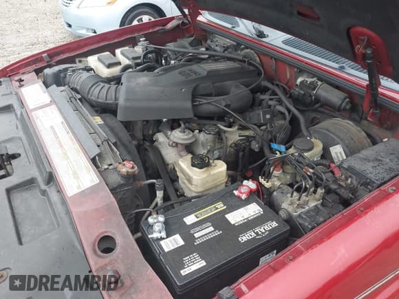 ✅ 2001 Ford Explorer Sport Trac • VIN: 1FMZU77E11UA37375 • Lot: 42876822. Wystawiony na IAAI z przebiegiem 154 633 mil. Bezpłatny archiwum sprzedaży aukcyjnych z USA i szczegółowy raport historii pojazdu na DreamBid. Zdjęcie 10.