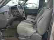 2004 Chevrolet Silverado 1500 LS z VIN 1GCEC14V04Z255175, wystawiony jako Copart lot #77254964 z przebiegiem Nie podano mil oraz Szkoda całkowita • Salvage title. Historia ofert i sprzedaży dostępna na DreamBid. Obrazek 7.