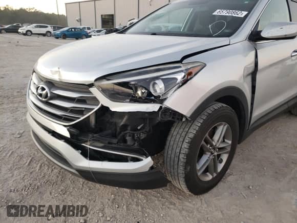✅ 2017 Hyundai Santa Fe 2.4L • VIN: 5XYZT3LB0HG403933 • Lot: 65790862. Wystawiony na Copart z przebiegiem 103 105 mil. Bezpłatny archiwum sprzedaży aukcyjnych z USA i szczegółowy raport historii pojazdu na DreamBid. Zdjęcie 9.