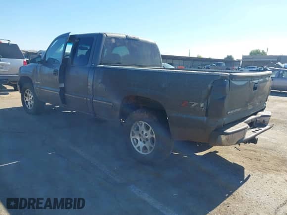 2001 Chevrolet Silverado 1500 LS with VIN 1GCEK19T31E172658, listed as a IAAI auction lot 43553219 with 202,604 mi miles and . Bid and sale history available at DreamBid. Image 3.