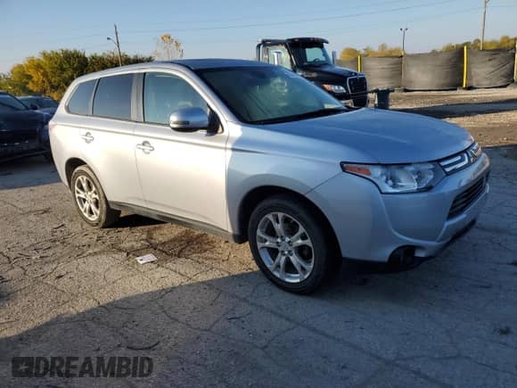2014 Mitsubishi Outlander SE с VIN JA4AD3A32EZ014174, выставлен на аукционе Copart как лот 85425725 с пробегом 112 534 миль миль и Чистый • Clean title. История ставок и продаж доступна на DreamBid. Изображение 4.